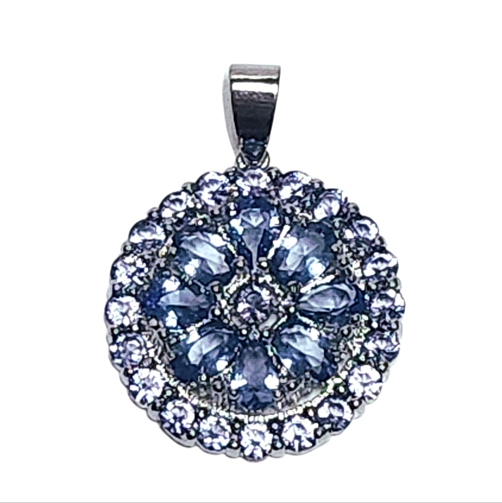 3.70ct Tanzanite Silver Medalion Pendant